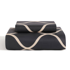2/3 Pieces Curve Pattern Microfiber Duvet Cover Set detail view by Fasiano