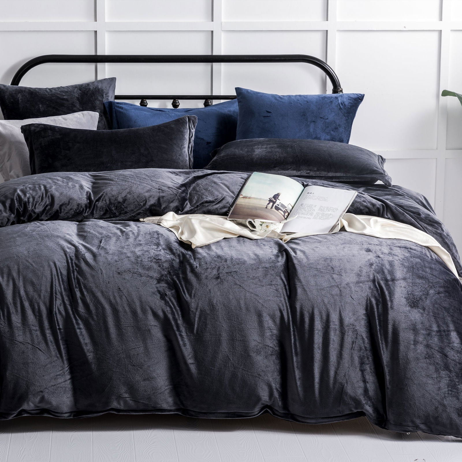 NTBAY 3 Pieces Luxury Velvet Flannel Duvet Cover Set - NTBAY