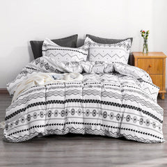 2/3 Pieces Geometry Pattern Microfiber Duvet Cover Set detail view by Fasiano