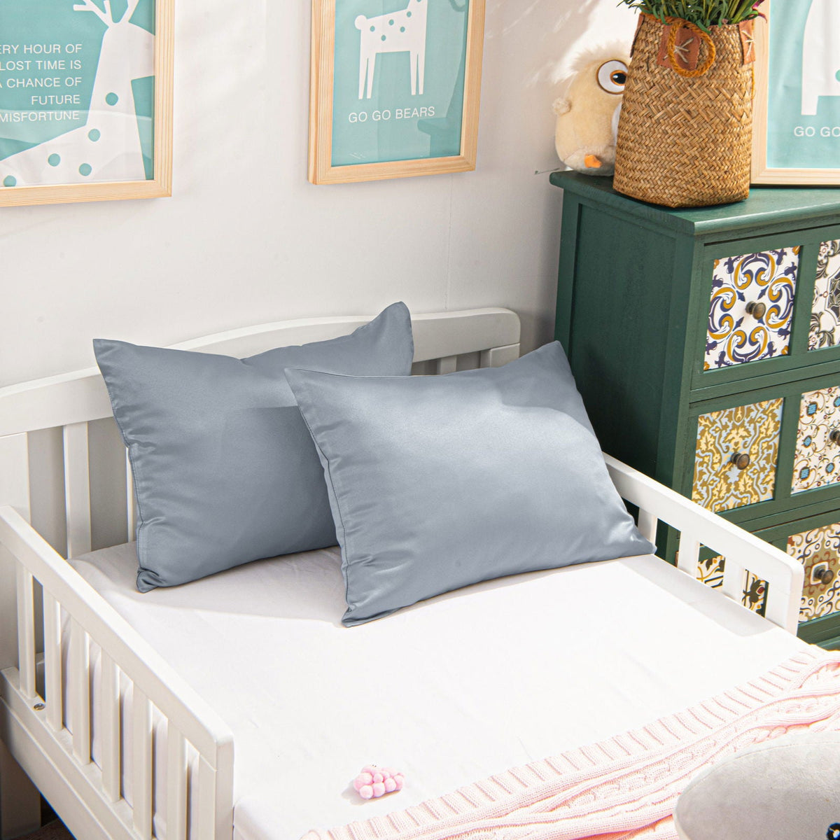 2 Pack Satin Toddler Pillowcases with Zipper Closure detail view by Fasiano