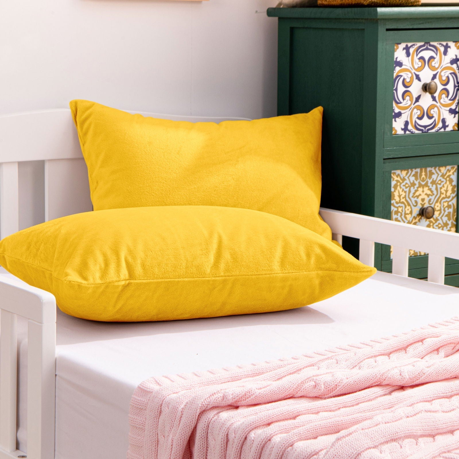 2 Pack Soft Velvet Toddler Pillowcases texture view by Fasiano