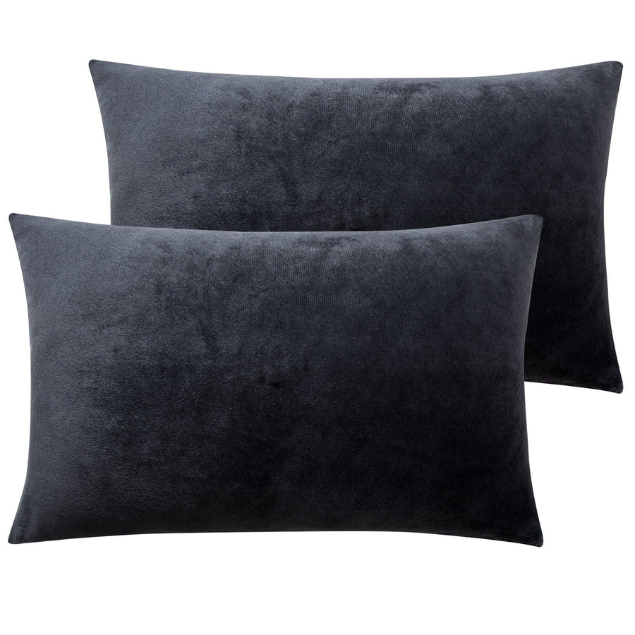 2 Pack Zippered Velvet Pillowcases detail view by Fasiano
