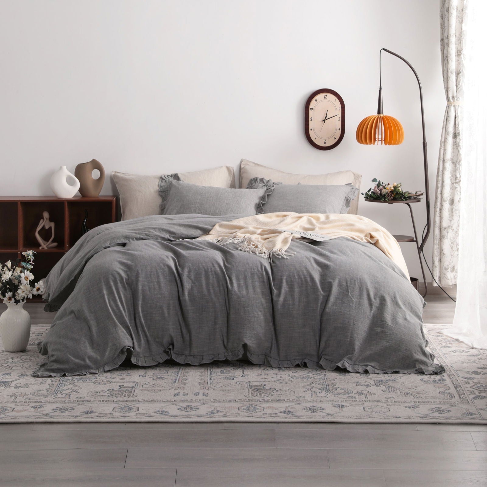 3-Piece Solid Linen Duvet Cover Set – Soft & Breathable texture view by Fasiano