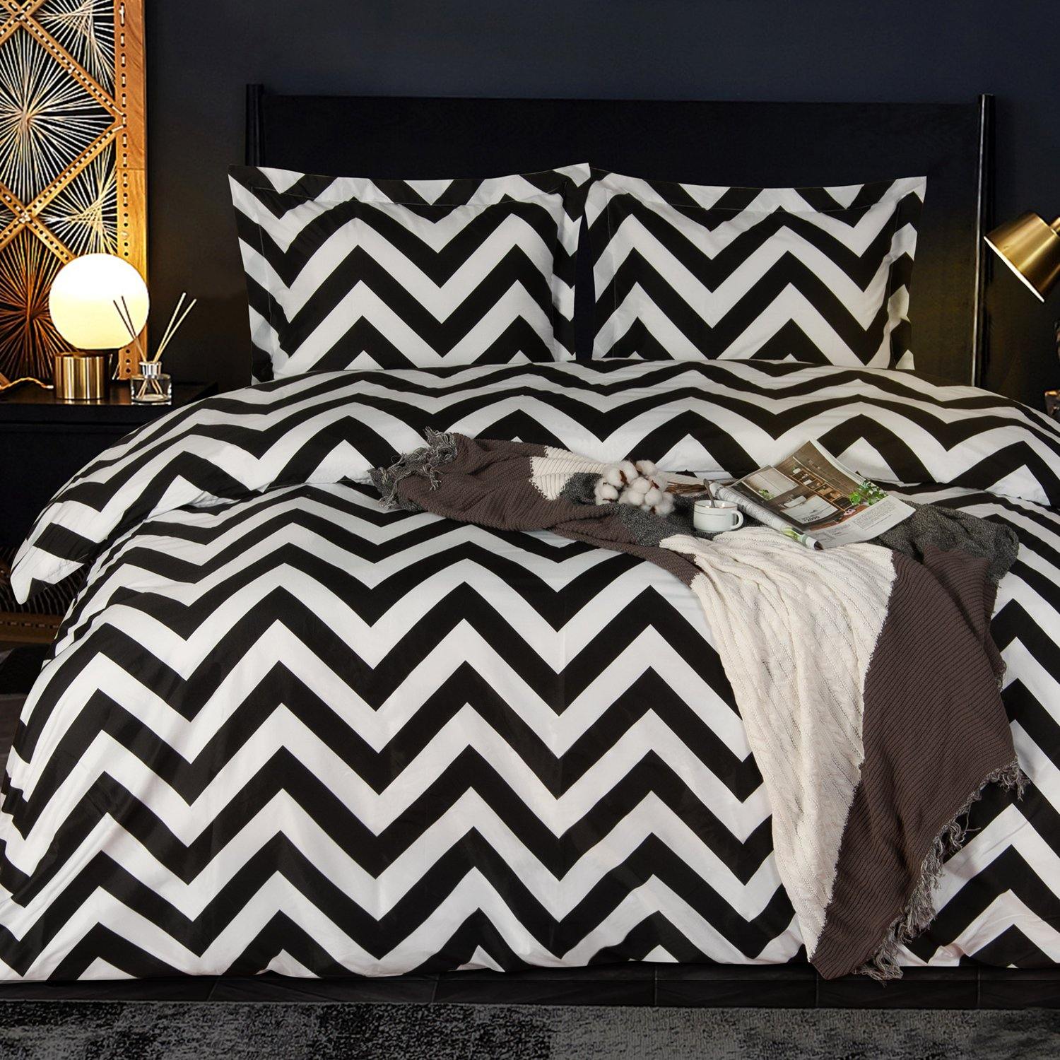 3 Pieces Chevron Pattern Microfiber Duvet Cover Set product image by Fasiano