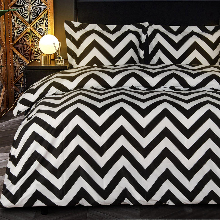 3 Pieces Chevron Pattern Microfiber Duvet Cover Set texture view by Fasiano