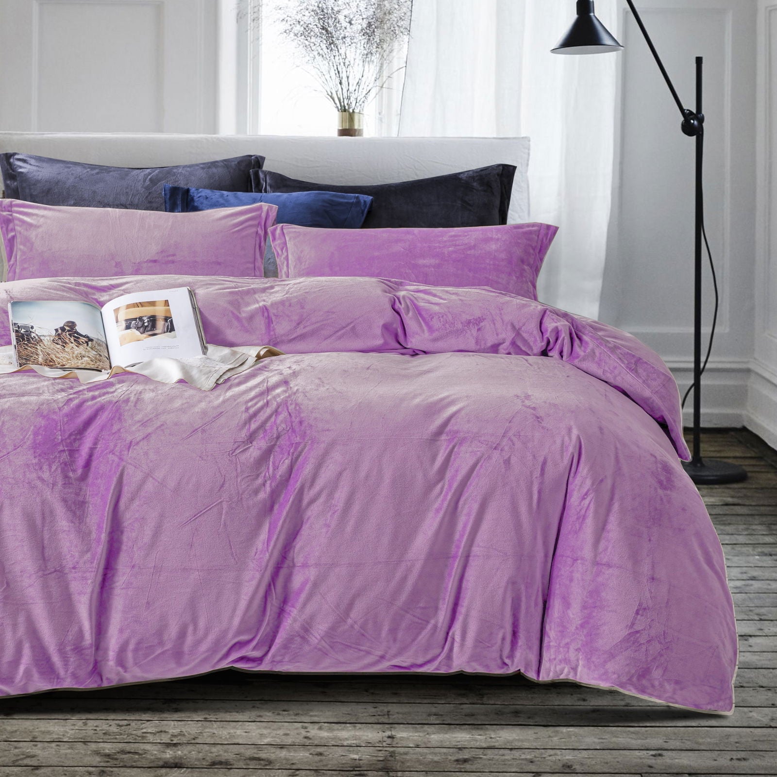 3 Pieces Luxury Velvet Flannel Duvet Cover Set product image by Fasiano