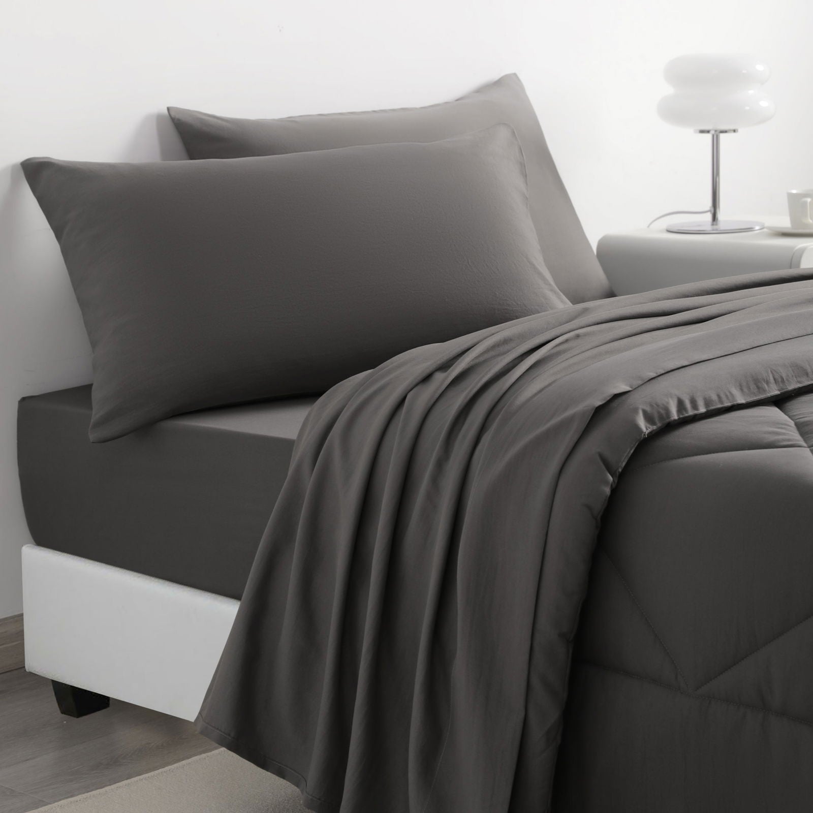 5 Piece Soft Twin Bedding Comforter Set detail view by Fasiano
