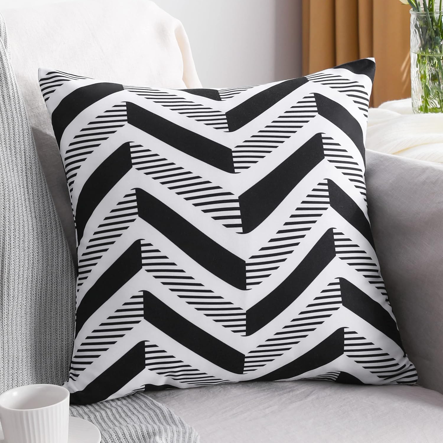 Microfiber Geometric Throw Pillow Cover – Black & White (18"x18")