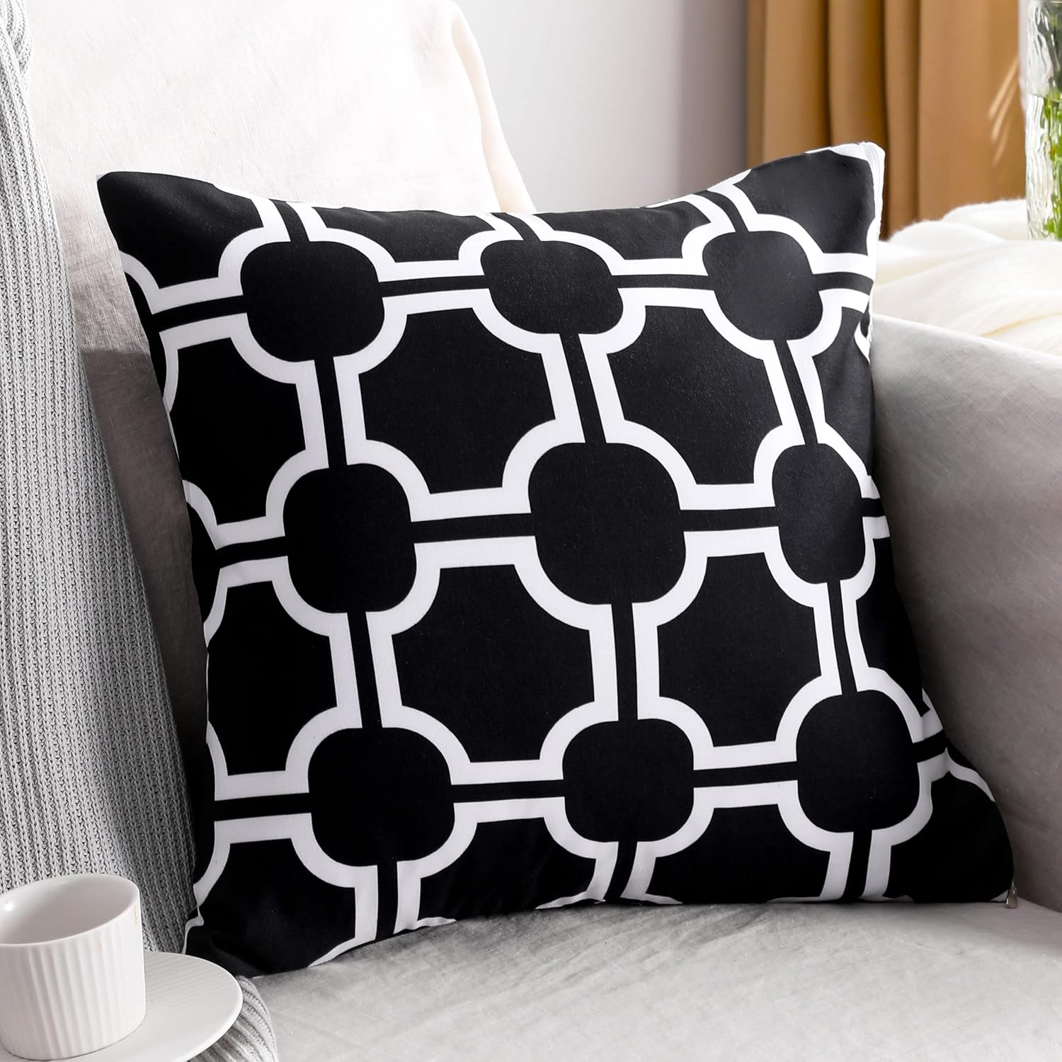 Microfiber Geometric Throw Pillow Cover – Black & White (18"x18")