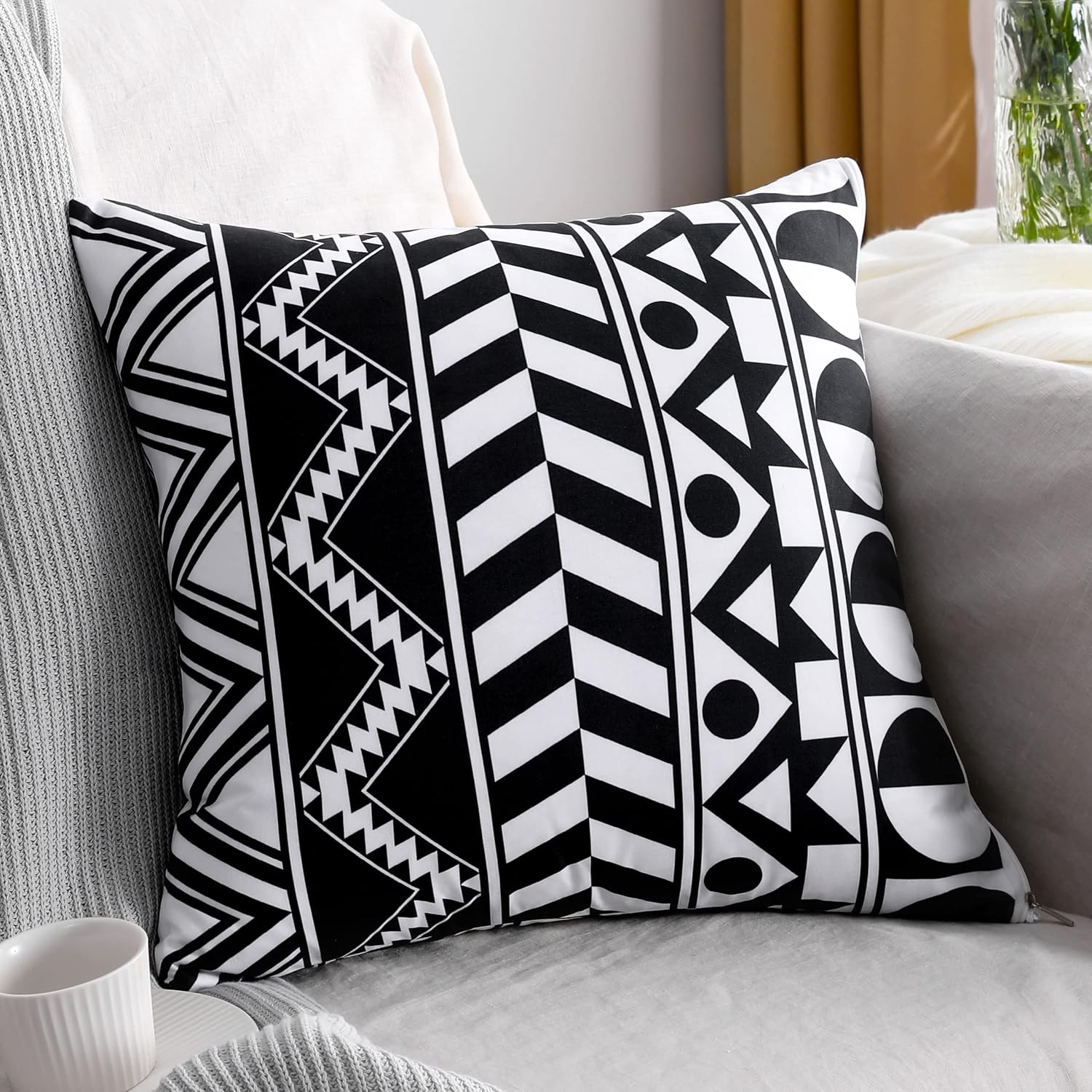 Microfiber Geometric Throw Pillow Cover – Black & White (18"x18")
