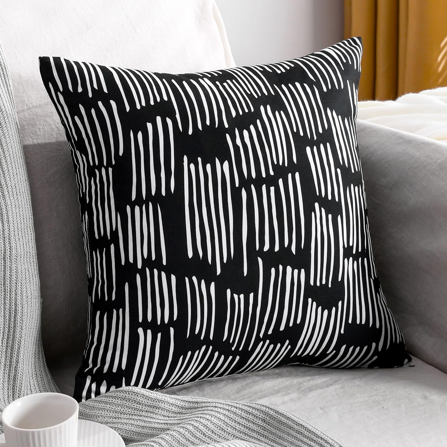 Microfiber Geometric Throw Pillow Cover – Black & White (18"x18")