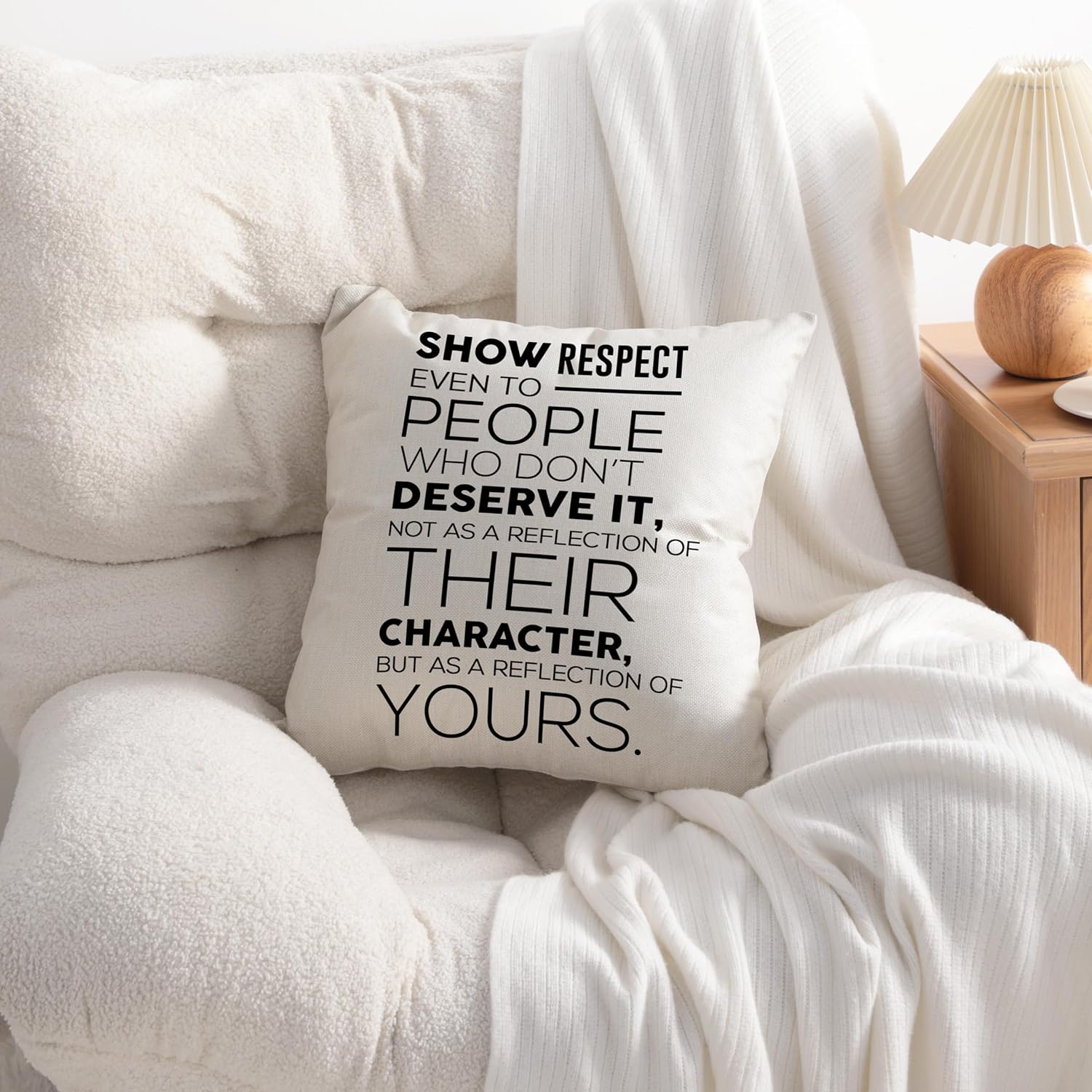 Linen Throw Pillow Cover – Never Give Up Quote, 18x18