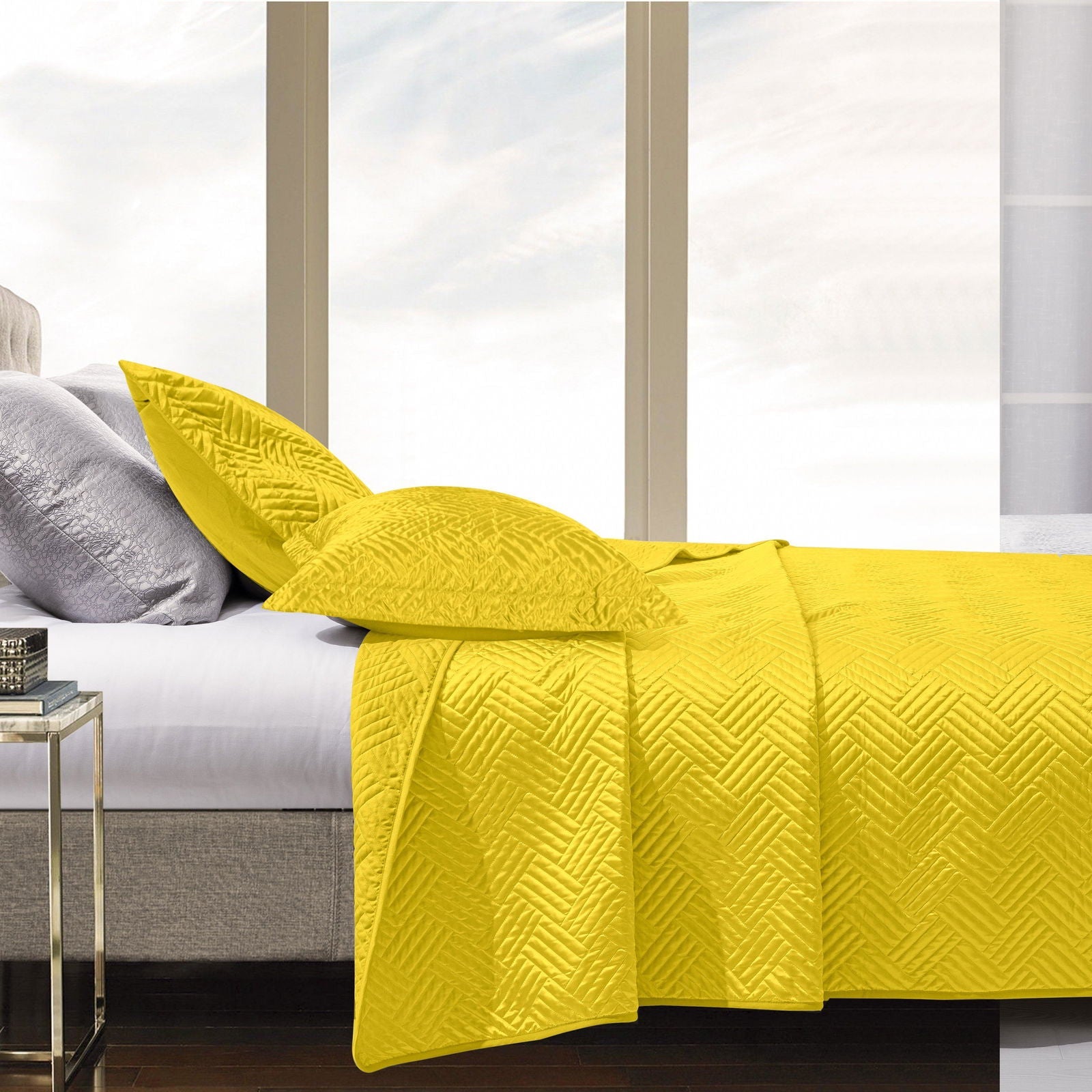 NTBAY 2/3 Piece Geometric Pattern Satin Quilt Coverlet Bed Set - NTBAY