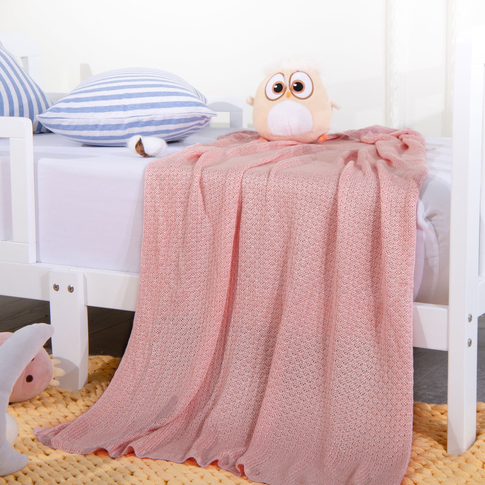 Bamboo Cable Knitted Toddler Blanket product image by Fasiano