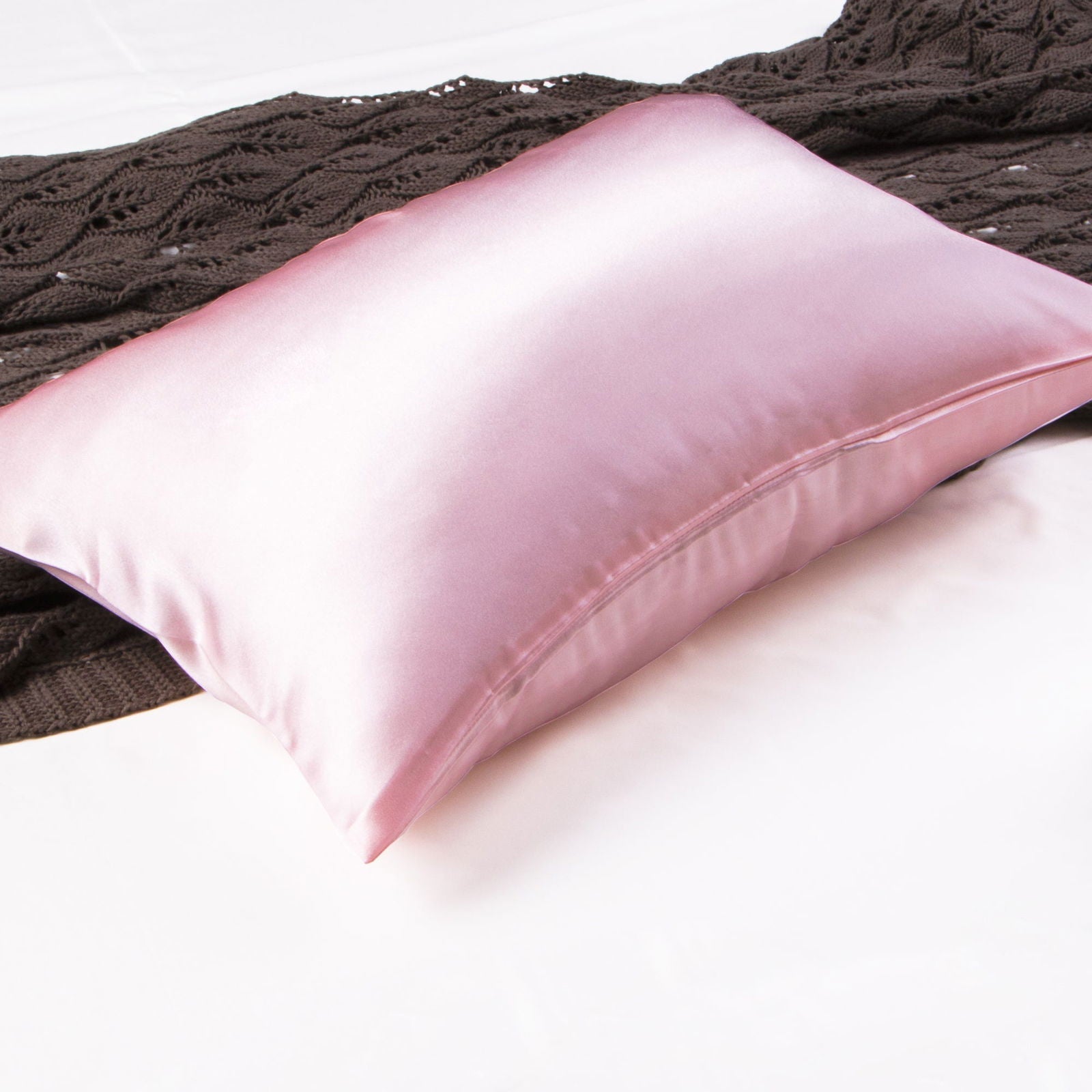 Mulberry Silk Toddler Pillowcase for Hair and Skin product image by Fasiano