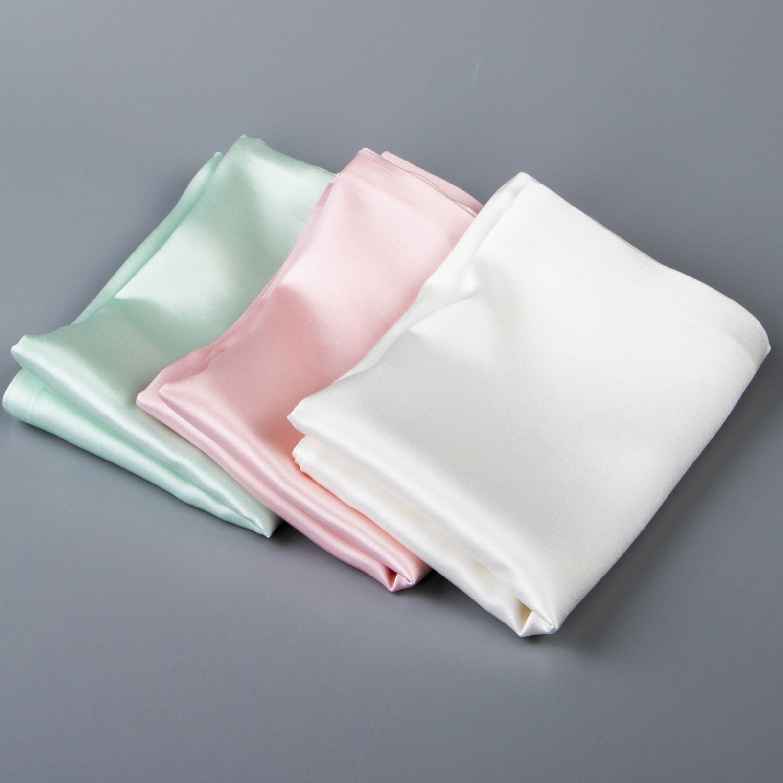 Mulberry Silk Toddler Pillowcase for Hair and Skin texture view by Fasiano